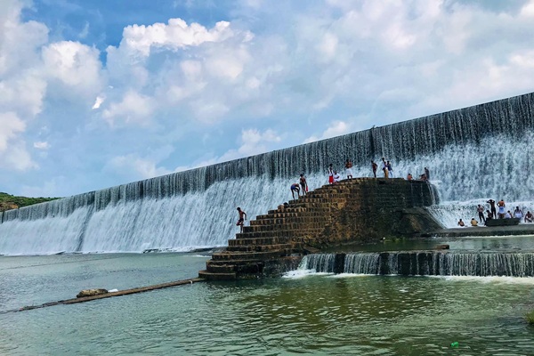 Latif Shah Dam