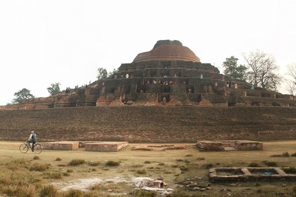 Kesariya Stupa