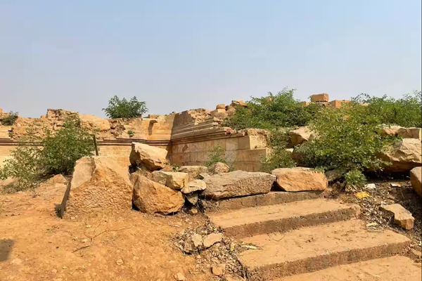 Lal Pahari